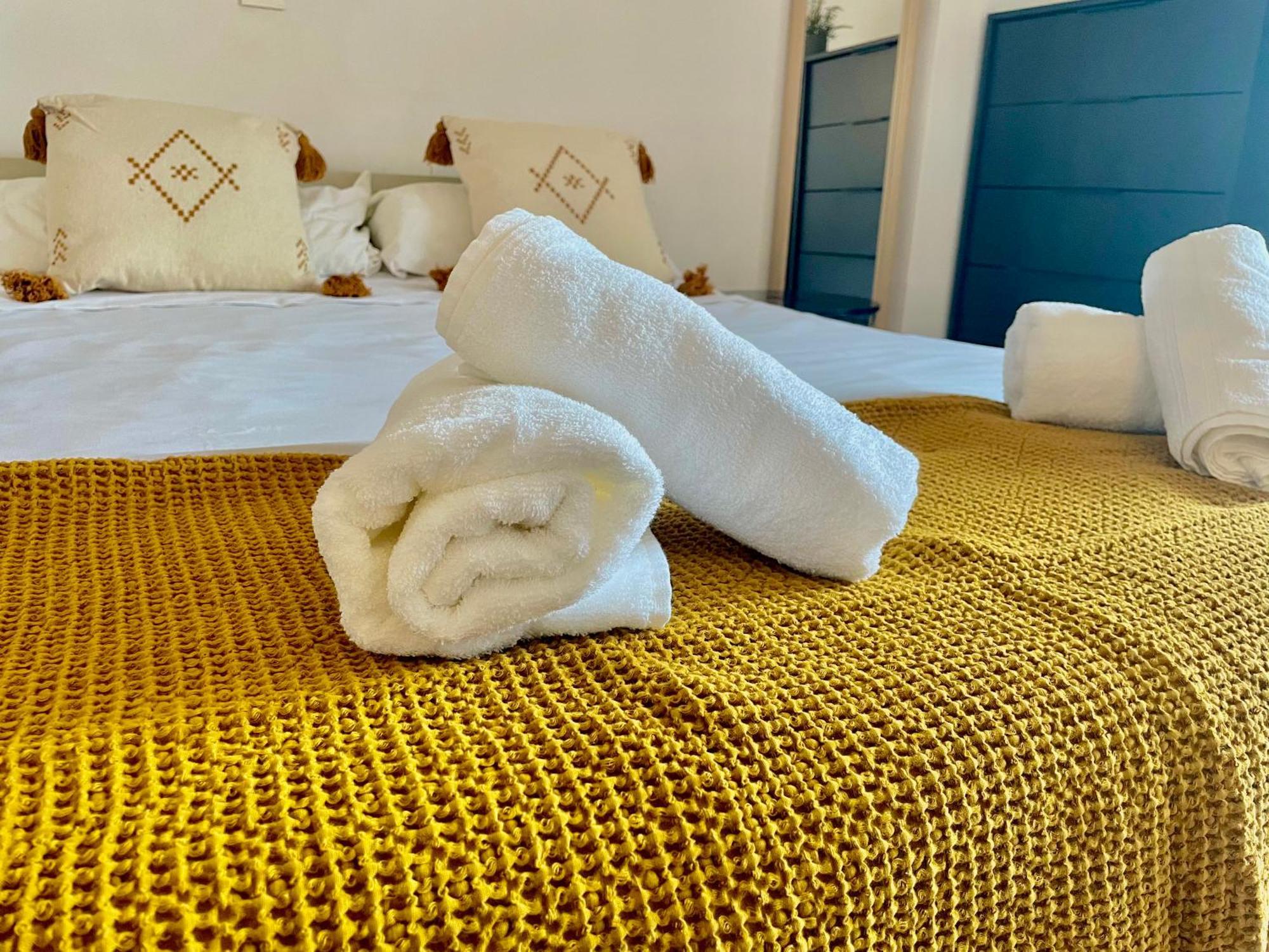 Luxury Suites Minerva Beach Benalmadena Exterior photo